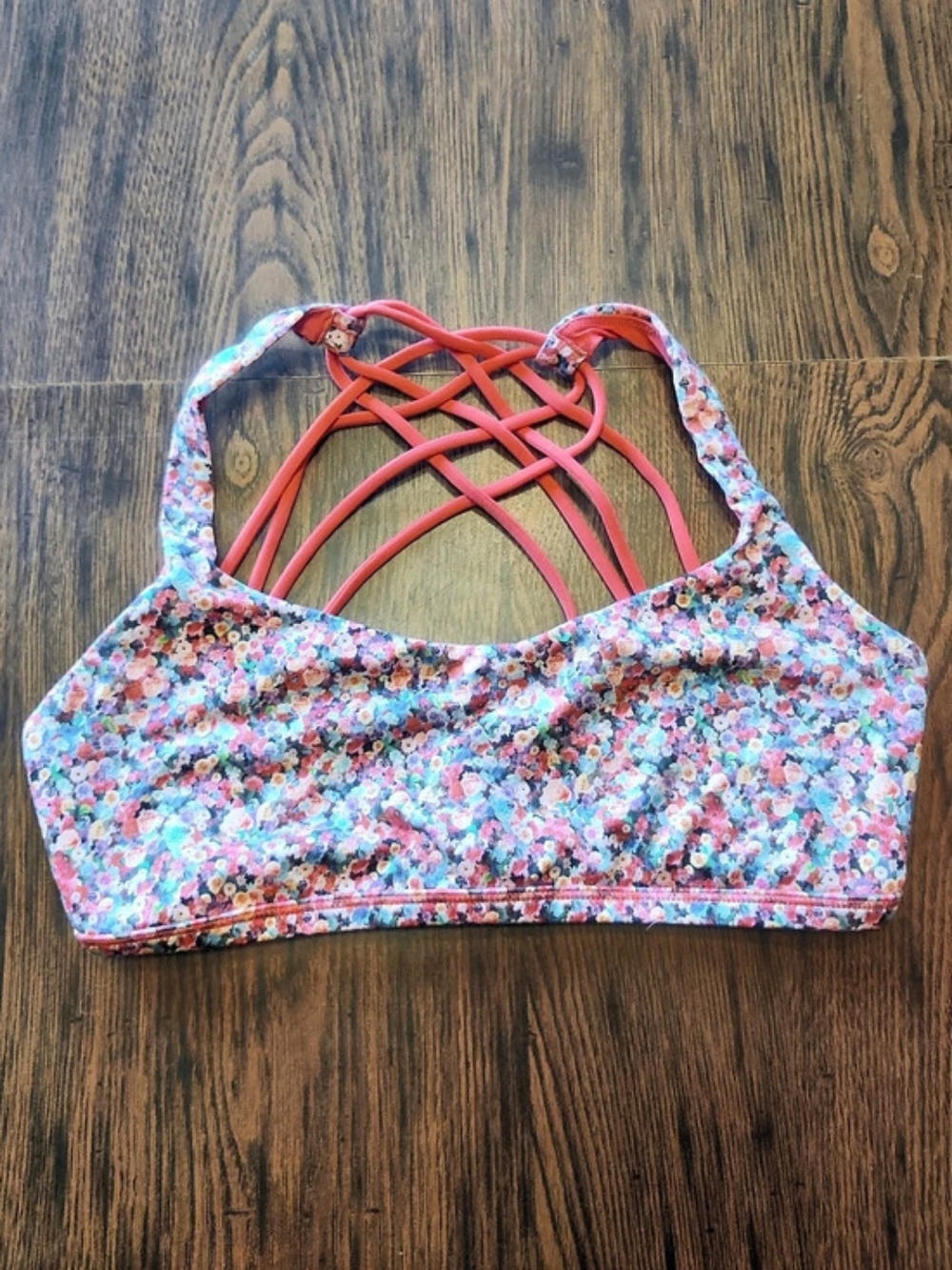 Lululemon Free To Be Wild - Prism Petal Multi / Atomic Red - Size 8